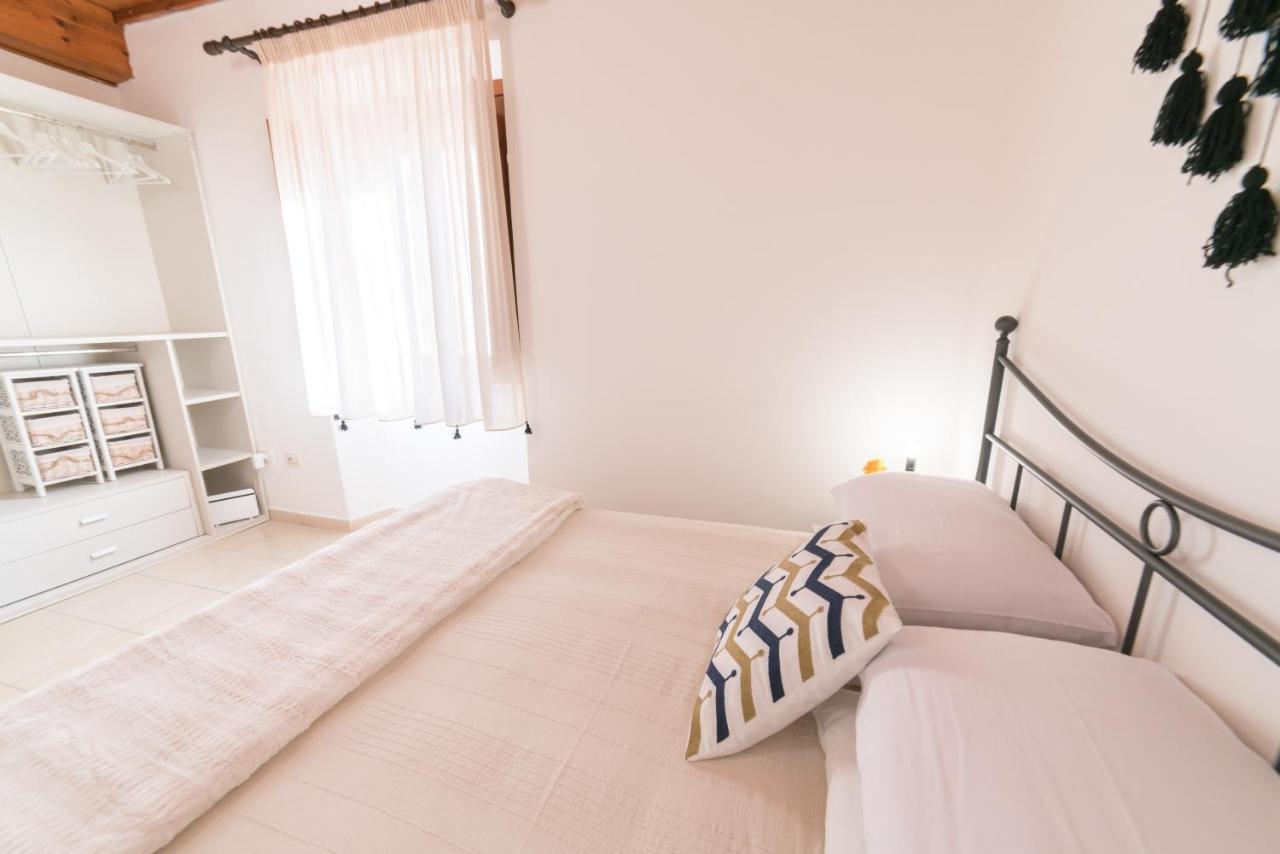 Yenne Rooms Wifi-Ac Cagliari Exterior foto