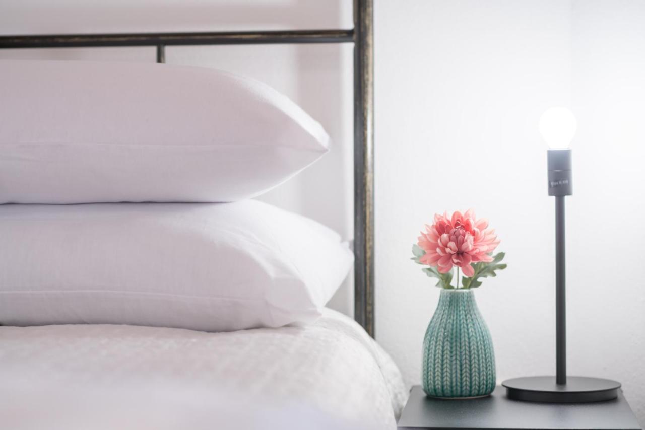 Yenne Rooms Wifi-Ac Cagliari Exterior foto